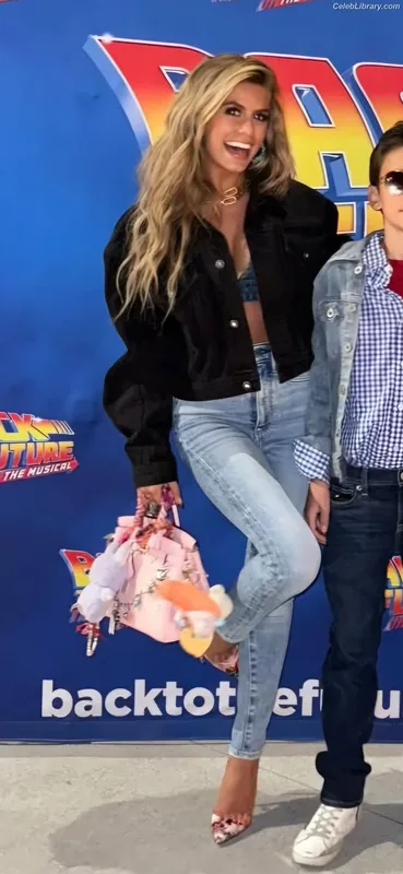 Madisyn Shipman photo 12 of 2980