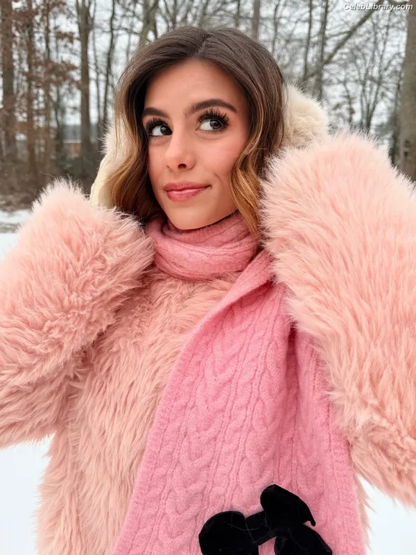 Madisyn Shipman photo 7 of 2980