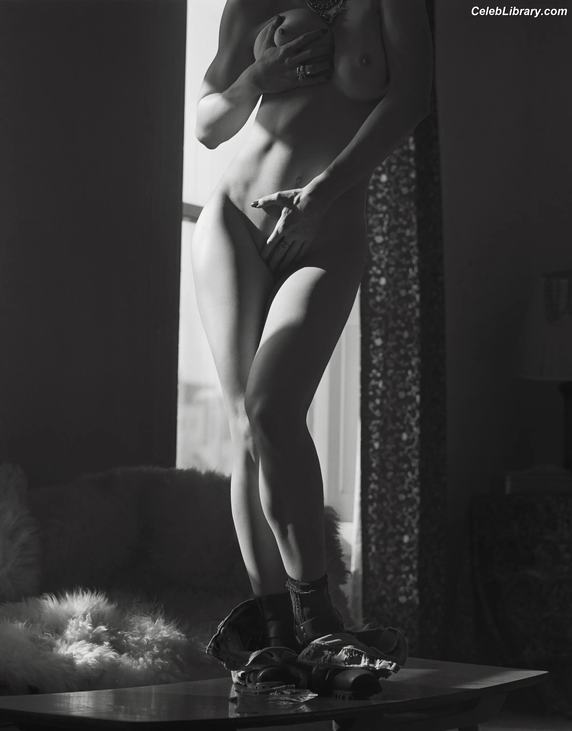Madonna photo 17 of 443