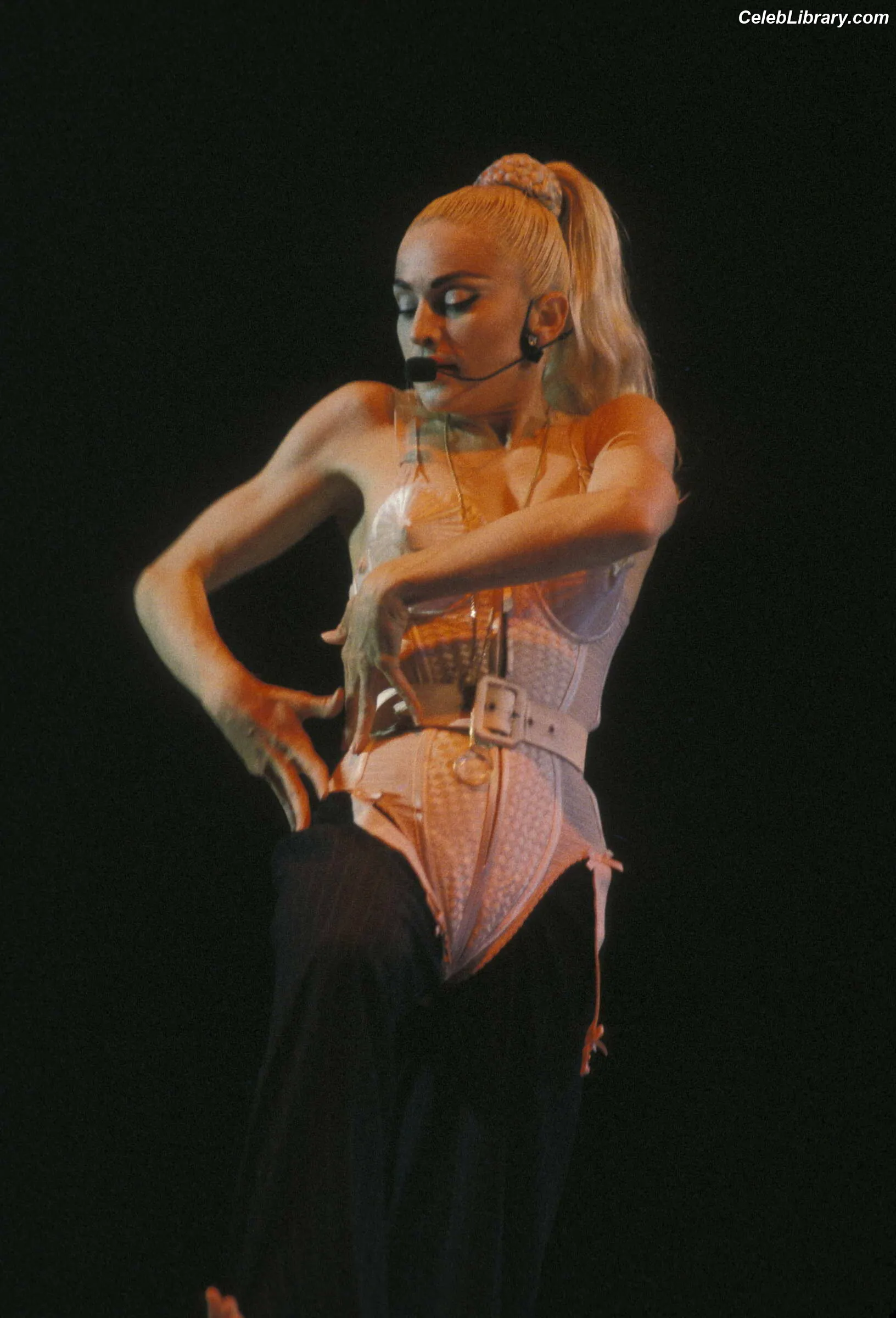 Madonna photo 1 of 443