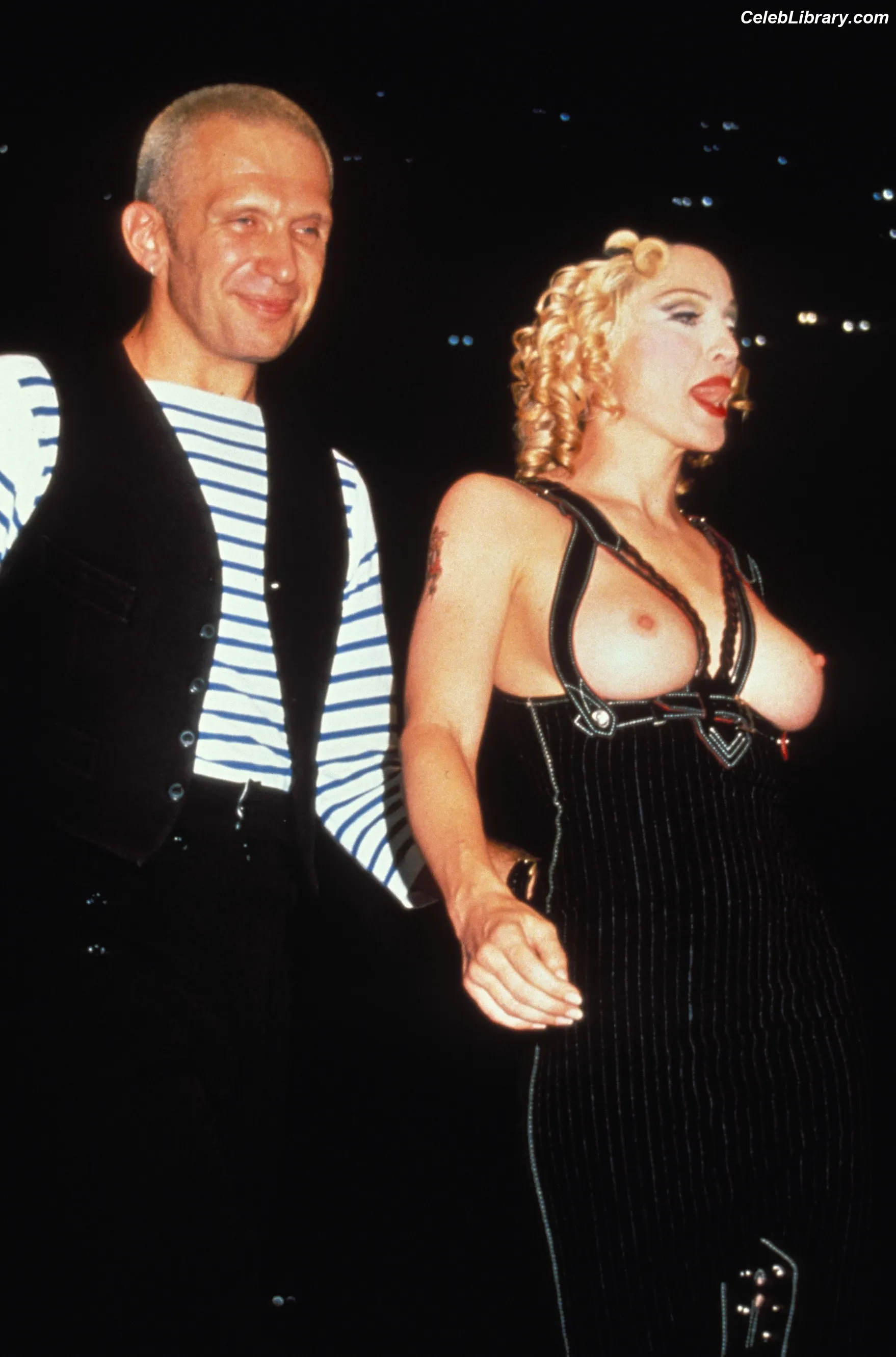 Madonna photo 1 of 443