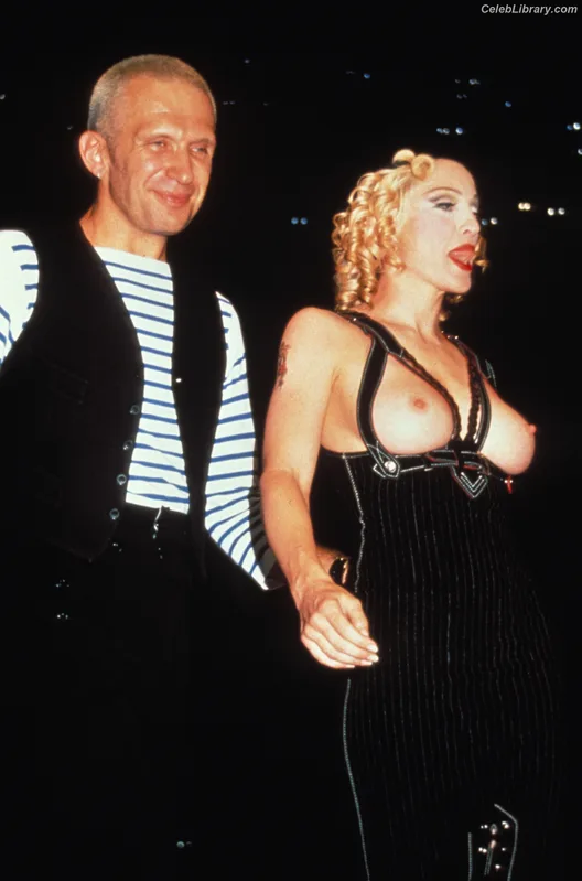 Madonna photo 1 of 444