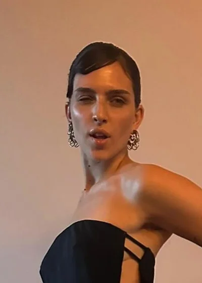 Mae Muller