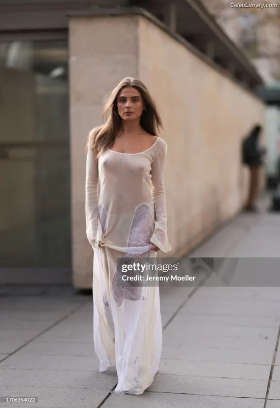 Maelle Pistoia photo 18 of 50