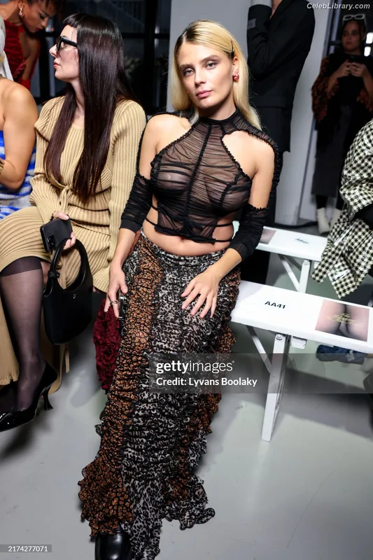 Maelle Pistoia photo 16 of 50