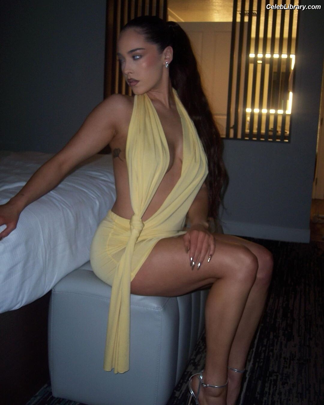 Maeta photo 14 of 256