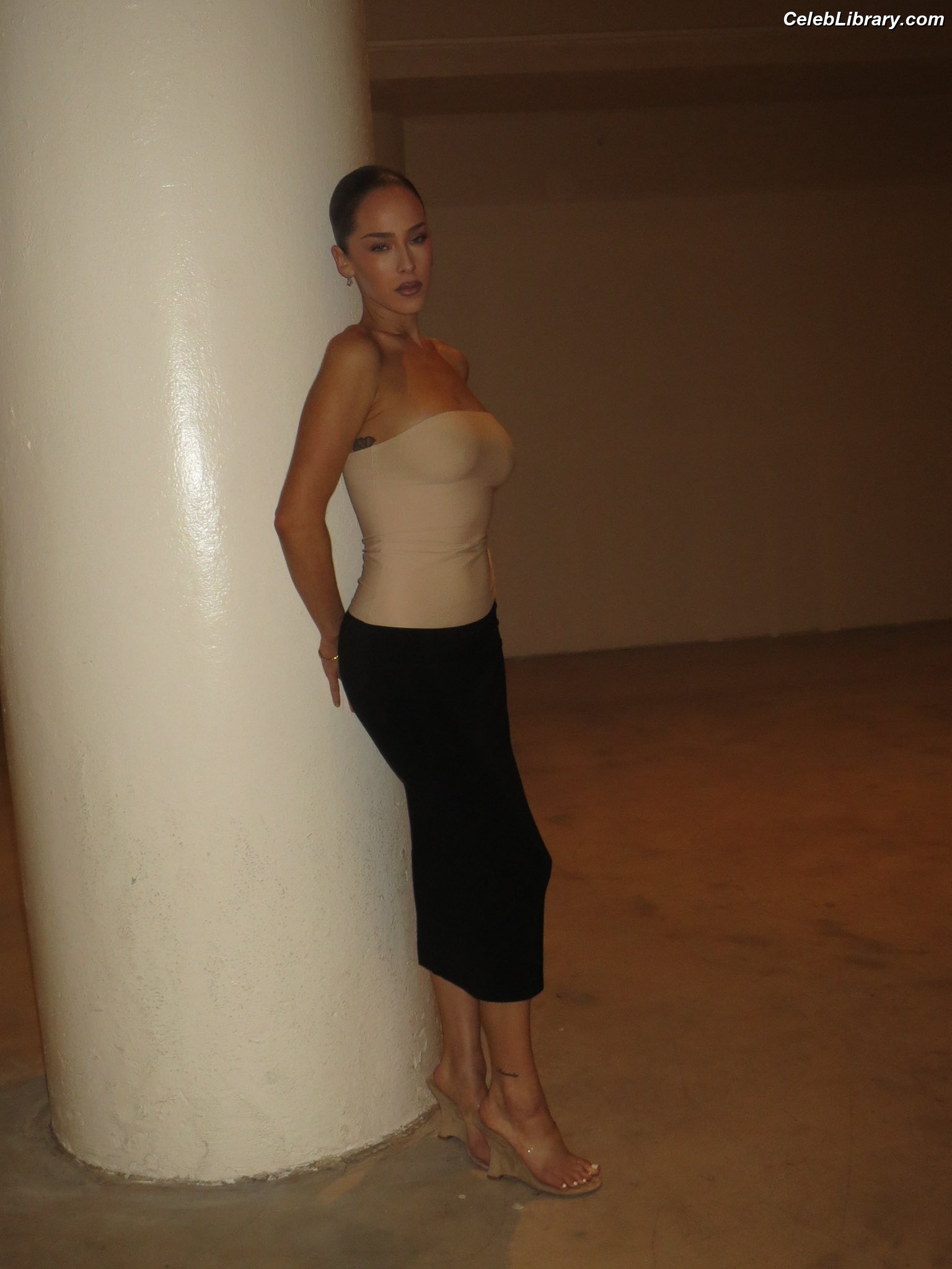 Maeta photo 15 of 256