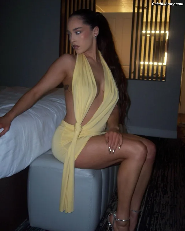 Maeta photo 13 of 256