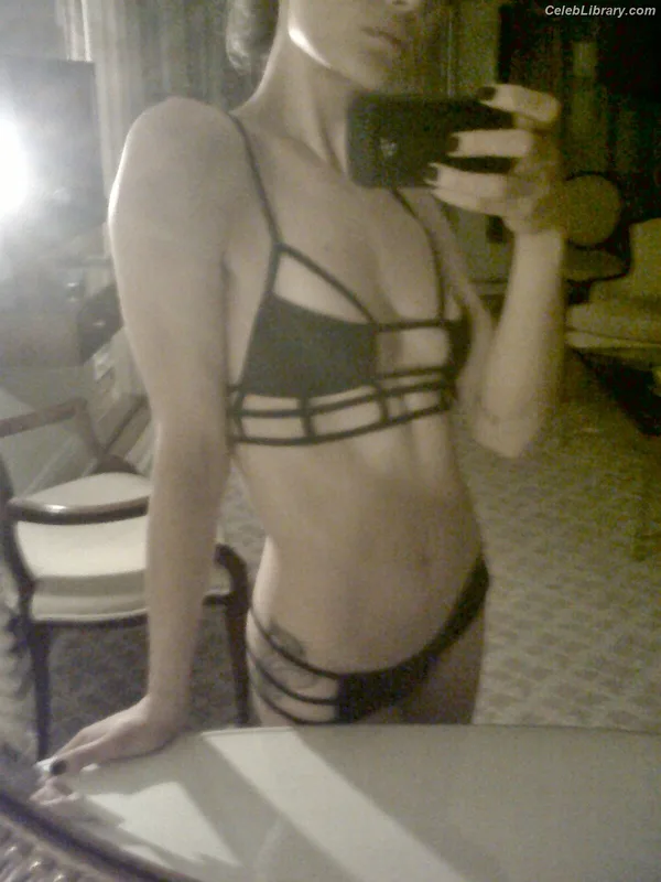 Maggie Q photo 19 of 85