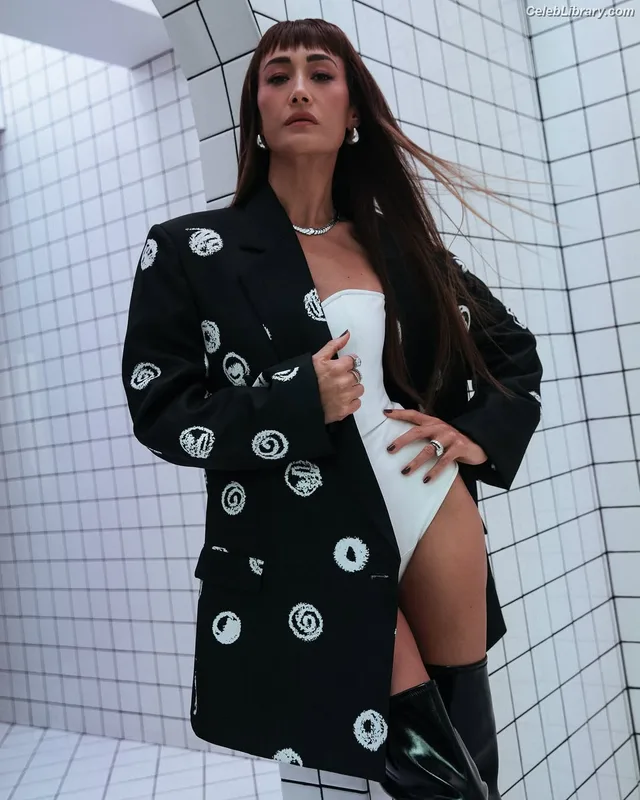 Maggie Q photo 23 of 85