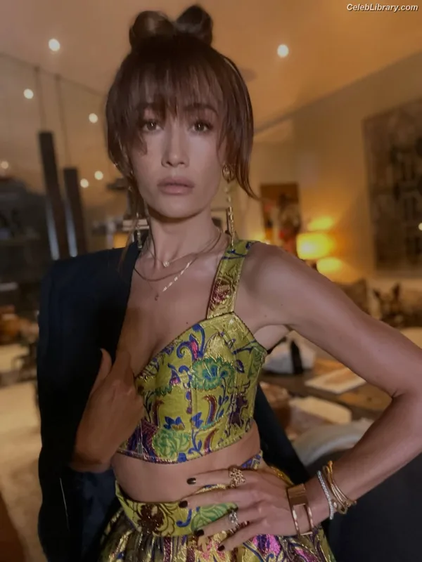 Maggie Q photo 4 of 85