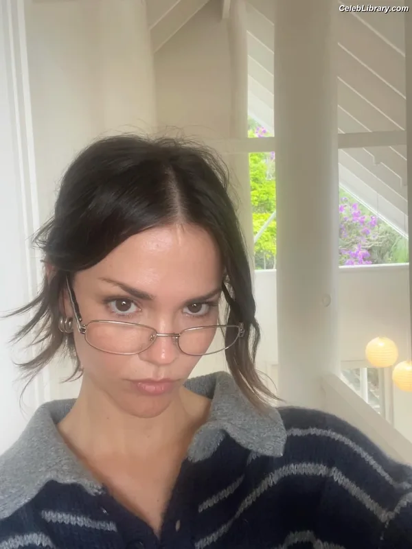 Maia Mitchell photo 21 of 152