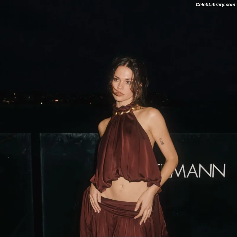 Maia Mitchell photo 5 of 152