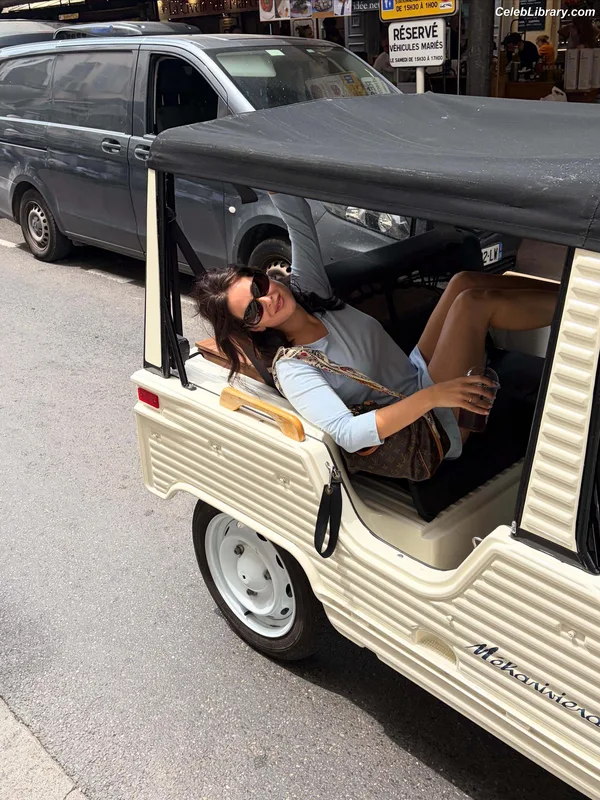 Maia Mitchell photo 5 of 152