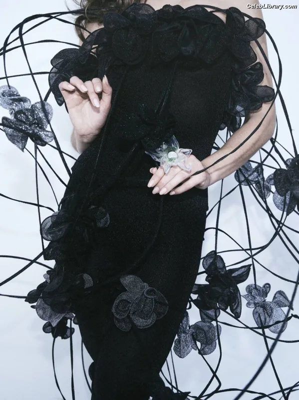 Maia Mitchell photo 8 of 152