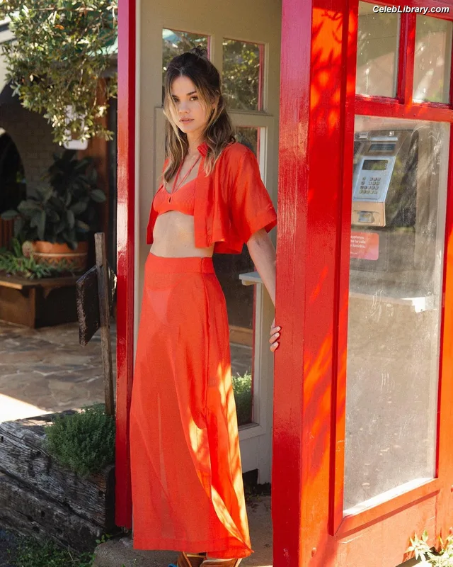 Maia Mitchell photo 23 of 152