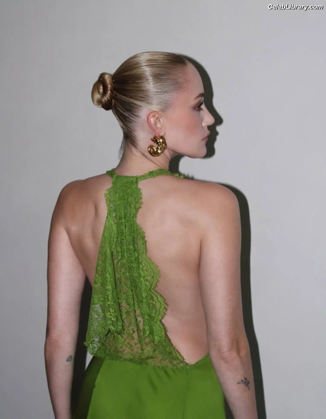 Maika Monroe photo 20 of 641