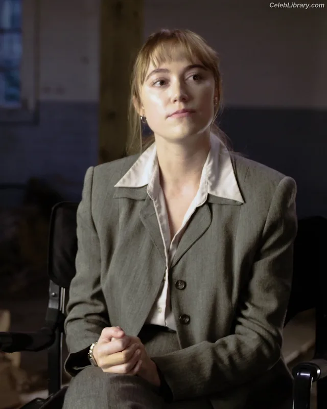 Maika Monroe photo 23 of 642