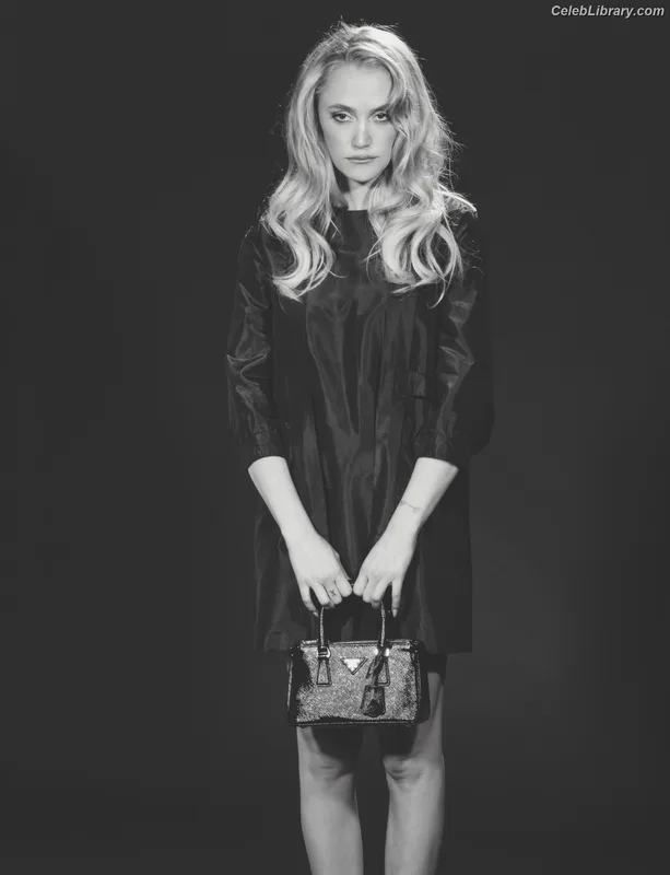 Maika Monroe photo 6 of 642