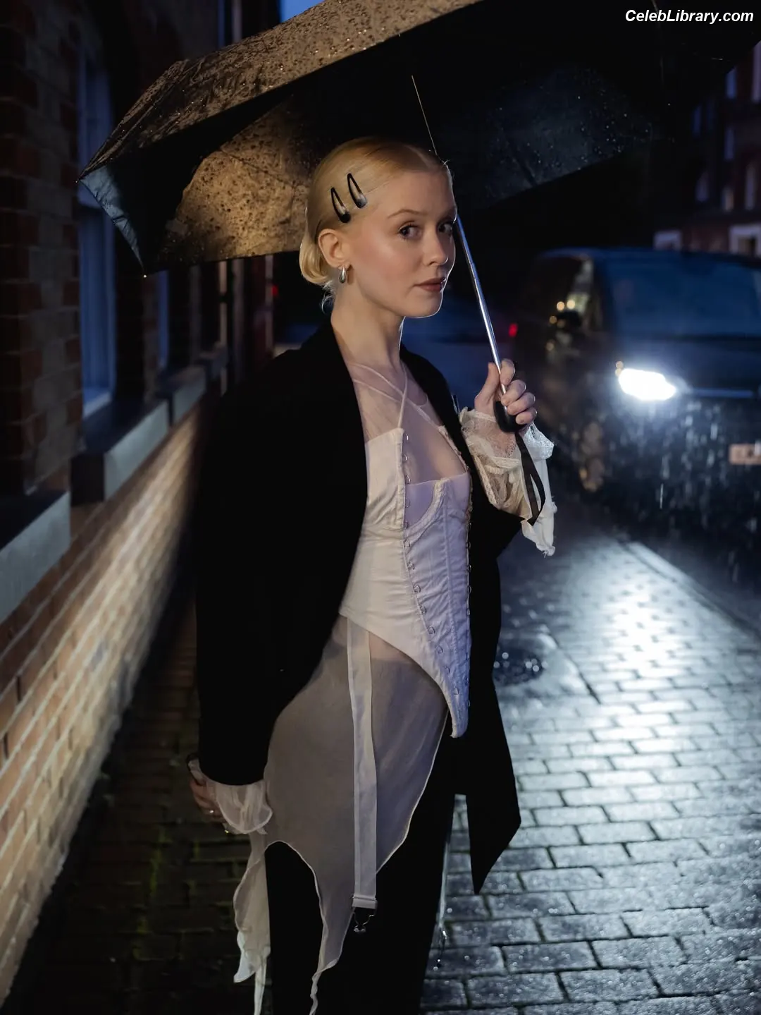 Maisie Peters photo 6 of 362