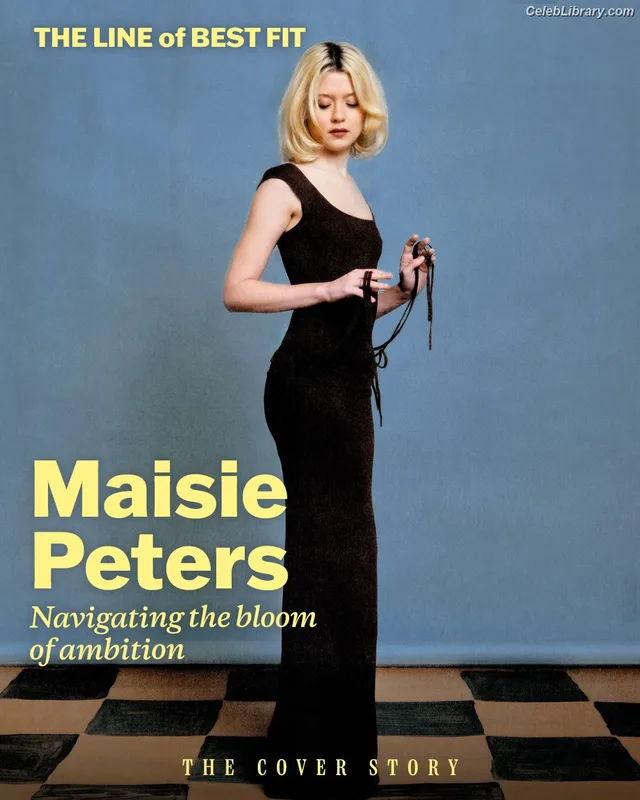 Maisie Peters photo 22 of 363
