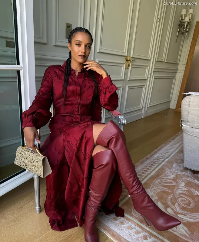 Maisie Richardson-Sellers photo 15 of 16