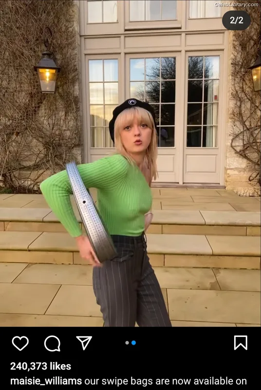Maisie Williams photo 6 of 463