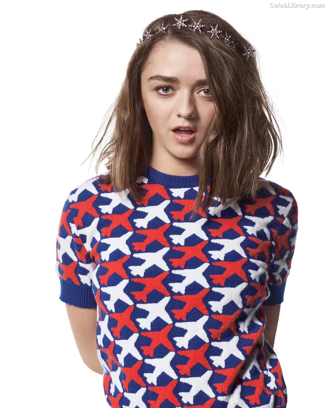 Maisie Williams photo 20 of 463