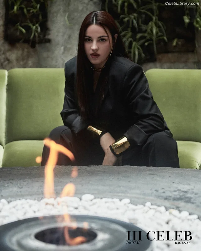 Maite Perroni photo 14 of 20