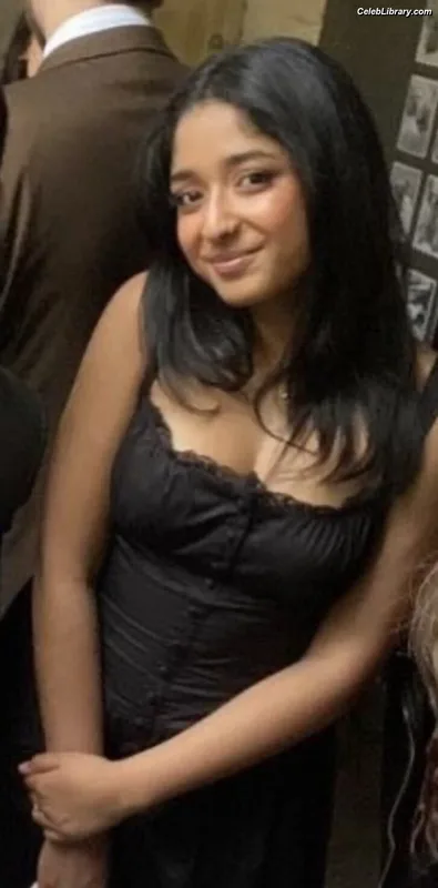 Maitreyi Ramakrishnan photo 20 of 275