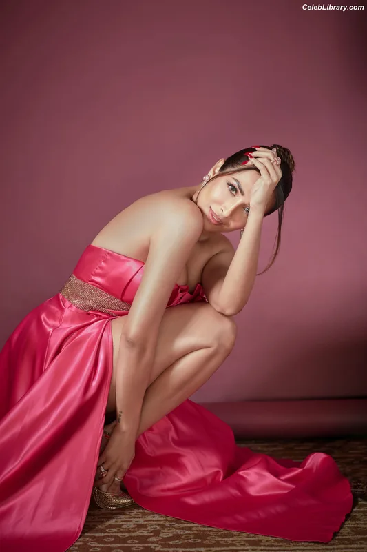 Malaika Arora photo 5 of 182