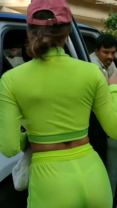 Malaika Arora photo 9 of 182