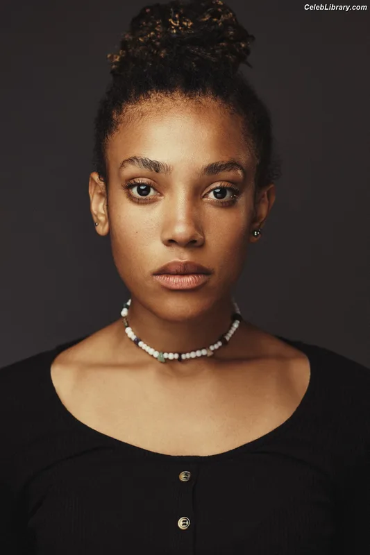 Malaika Berenth Mosendane photo 2 of 4