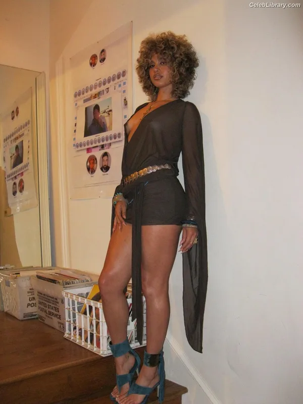 Maleigh Zan photo 2 of 38
