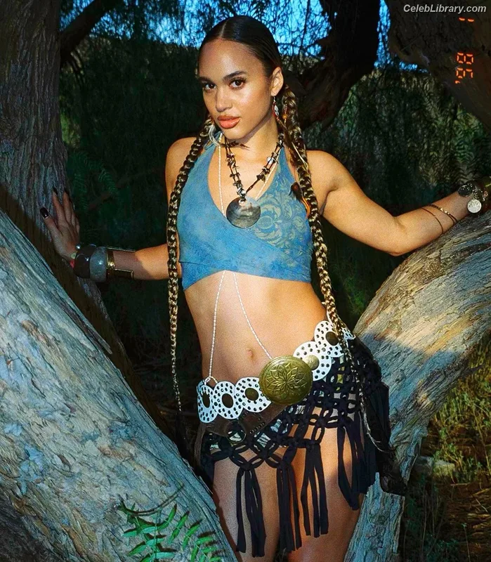 Maleigh Zan photo 5 of 38