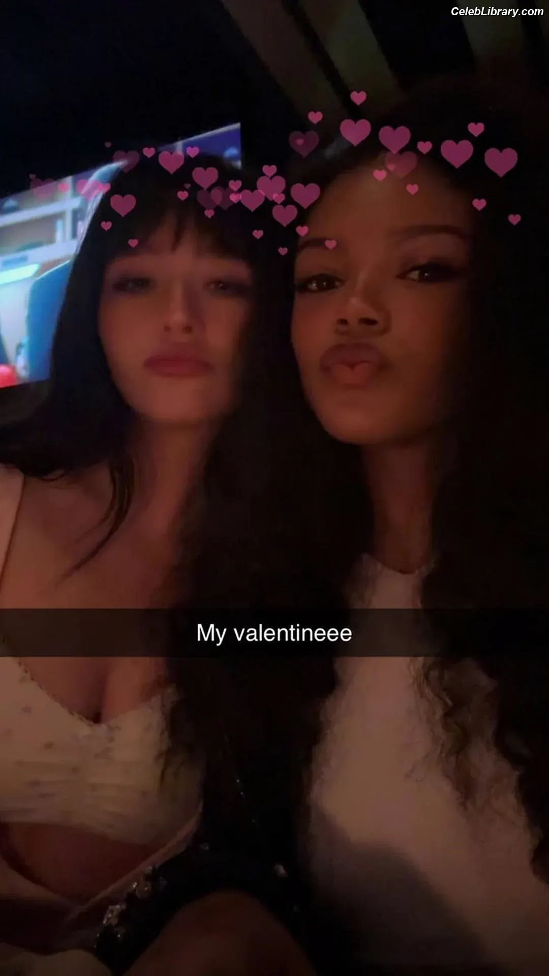 Malina Weissman photo 8 of 497