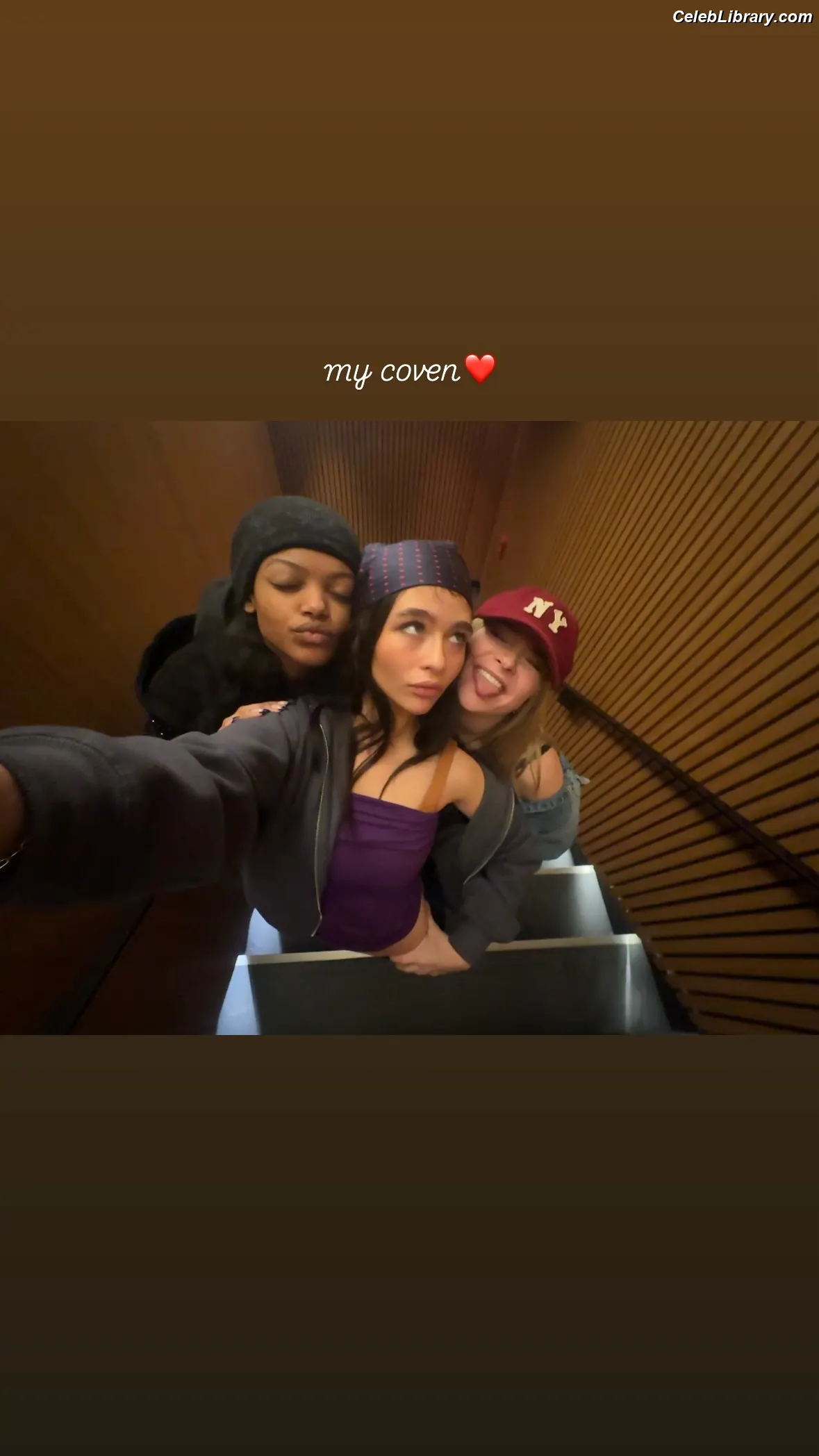 Malina Weissman photo 10 of 497