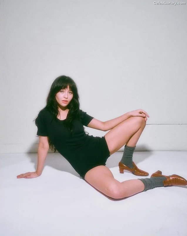 Malina Weissman photo 24 of 498