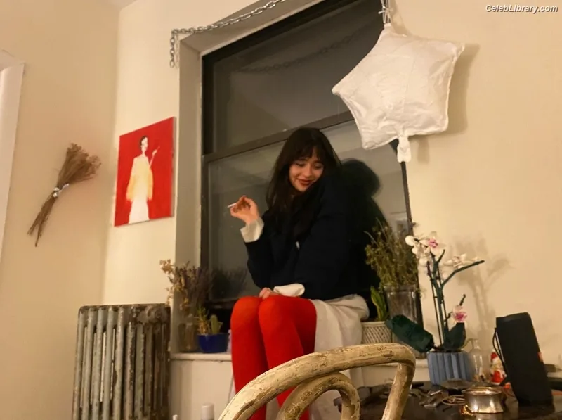 Malina Weissman photo 10 of 498