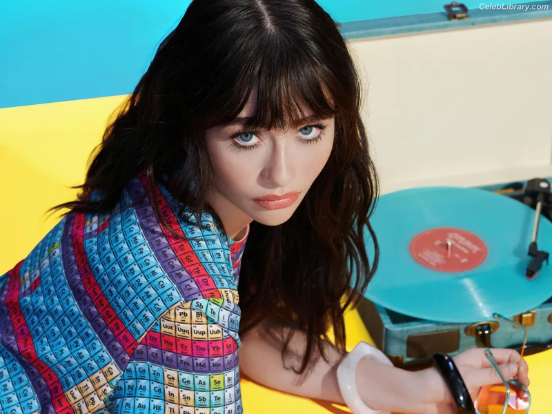 Malina Weissman photo 20 of 498