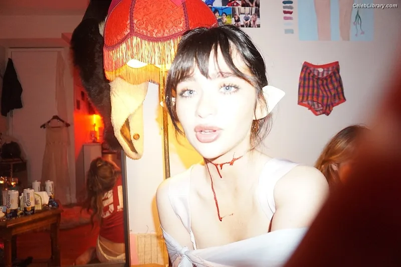 Malina Weissman photo 13 of 498