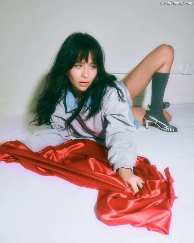 Malina Weissman photo 14 of 498