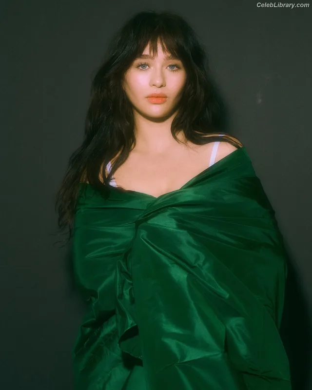 Malina Weissman photo 17 of 498