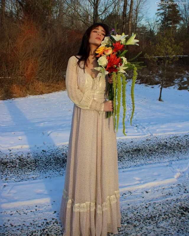 Malina Weissman photo 14 of 498