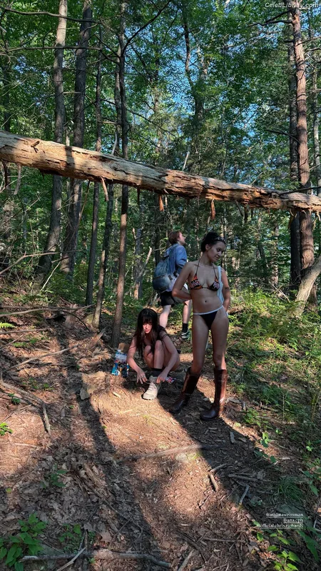 Malina Weissman photo 5 of 498