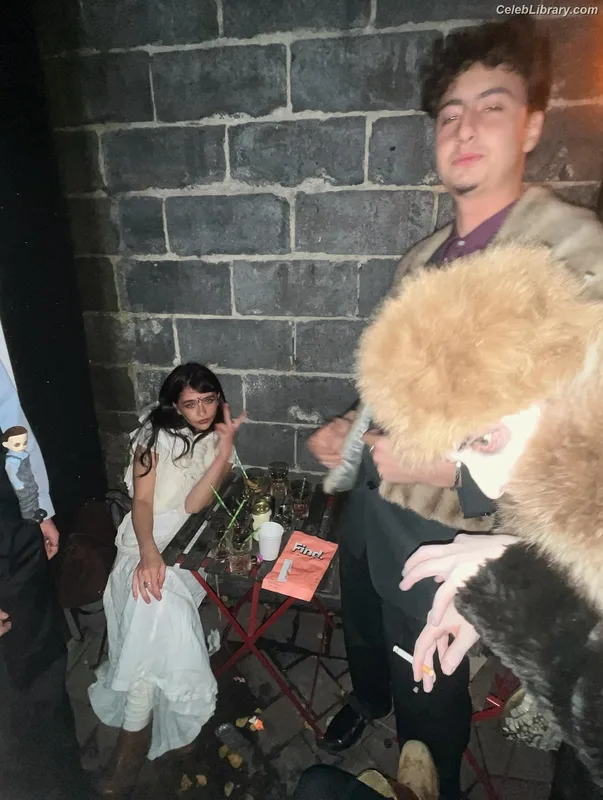 Malina Weissman photo 14 of 498