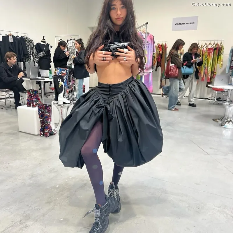Malina Weissman photo 22 of 498