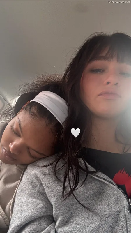 Malina Weissman photo 6 of 498