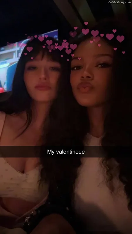 Malina Weissman photo 8 of 498