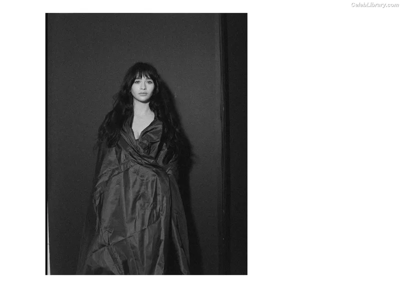 Malina Weissman photo 17 of 498